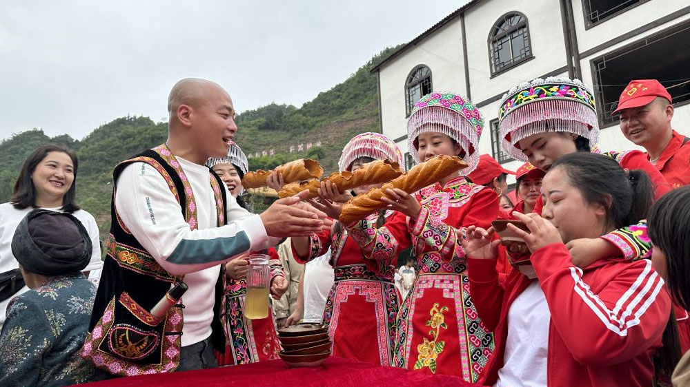 威信縣紅色文化旅游節(jié)活動(dòng).jpg