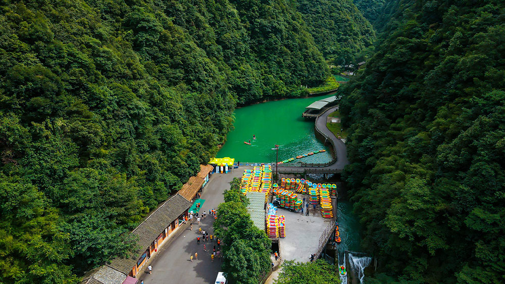 文旅：2023重慶夏季旅游新聞發(fā)布會舉行，推出200余項夏季文旅活動和70余條旅游線路！