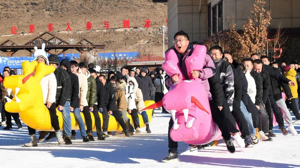 “向西一步去滑雪”的冰雪體育文化旅游系列活動互動.jpg